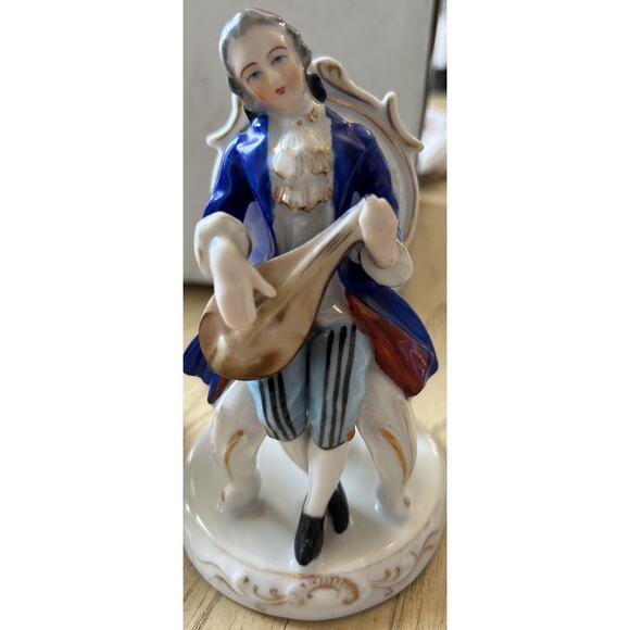 VTG Occupied Japan Porcelain Figurines Man Playing Music 1940s 50s GOLD Trim - Picture 13 of 16